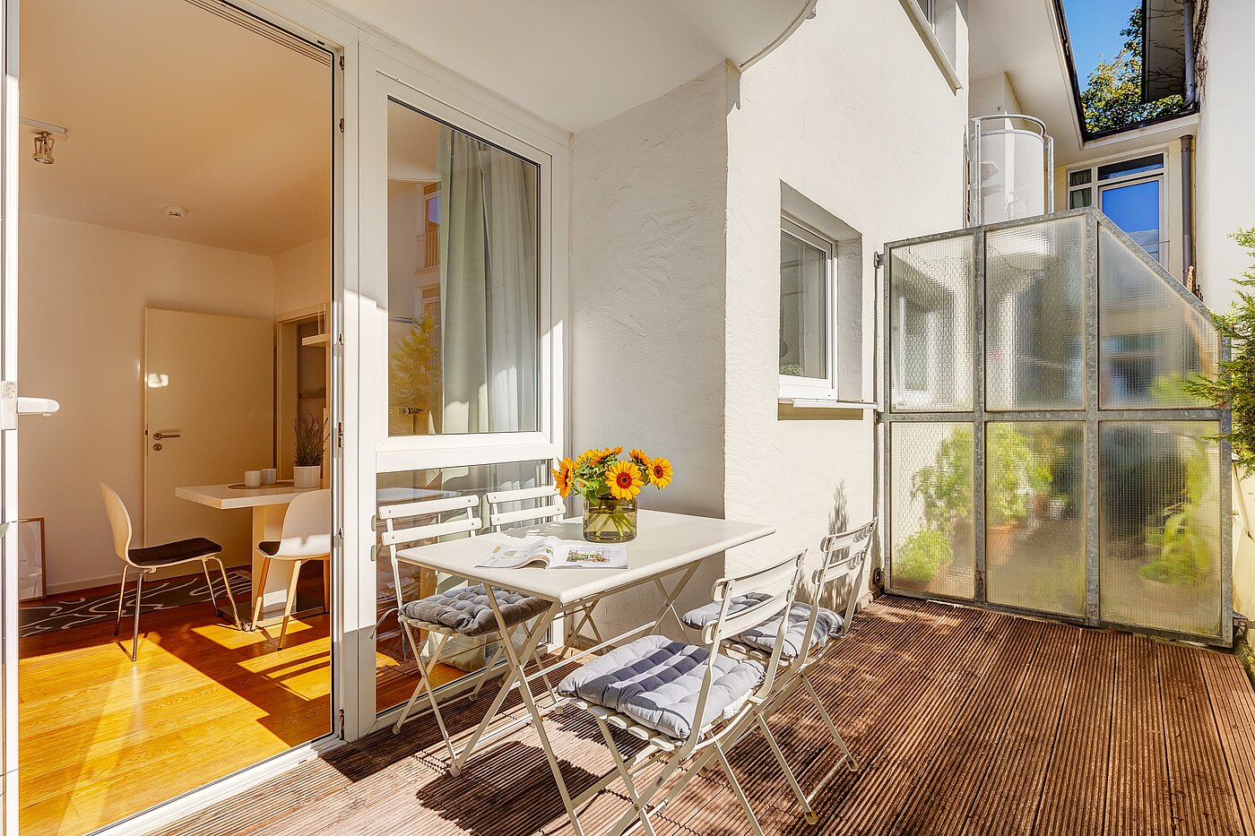 Квартира в многоэтажно доме с 1 комнатная | München-Maxvorstadt | 70027 | Große Süd-Terrasse zum Innenhof