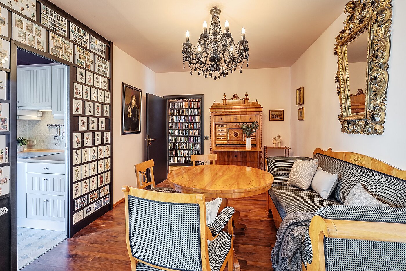 Квартира в многоэтажно доме с 2 комнатами | München-Untergiesing | 2003ML12 | Wohnzimmer
