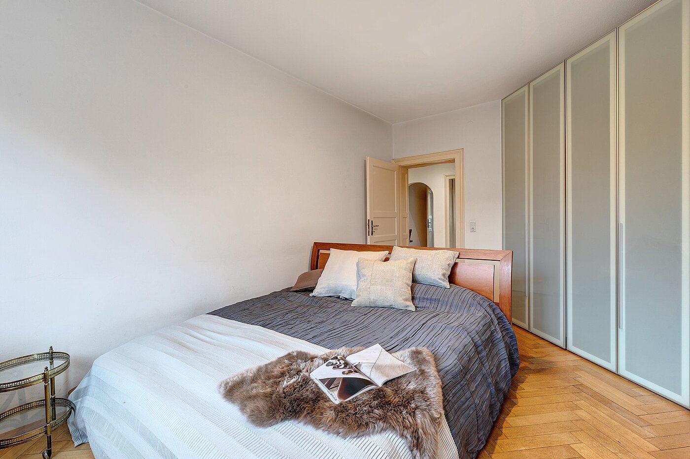 Квартира в многоэтажно доме с 2.5 комнатами | München-Au | 2001ML9 | Geräumiges Schlafzimmer...