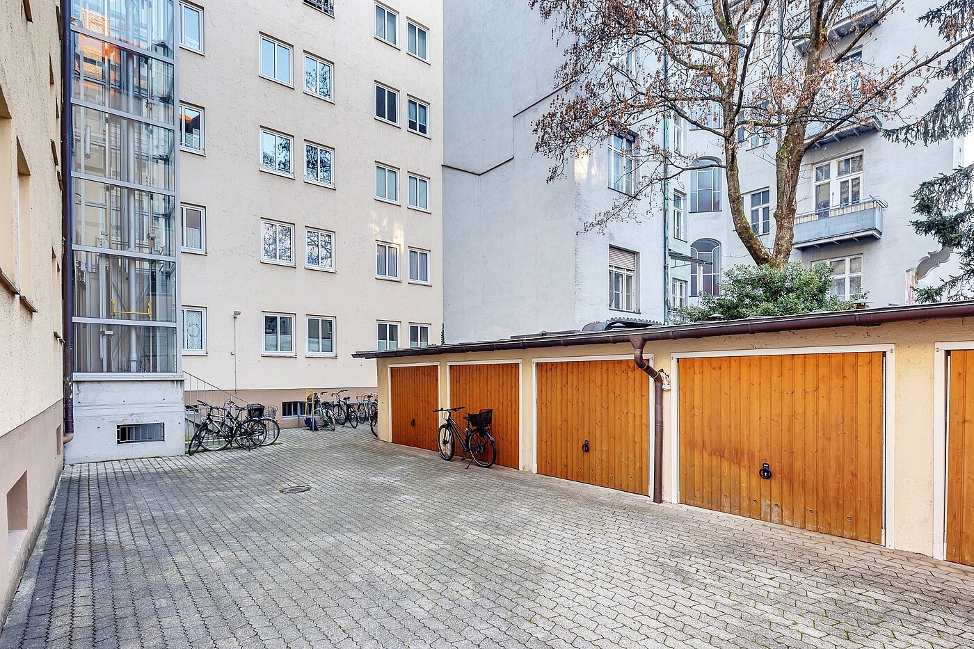 Квартира в многоэтажно доме с 1.5 комнатами | München-Schwabing | 2011ML3 | Ruhiger, gepflegter Garagenhof