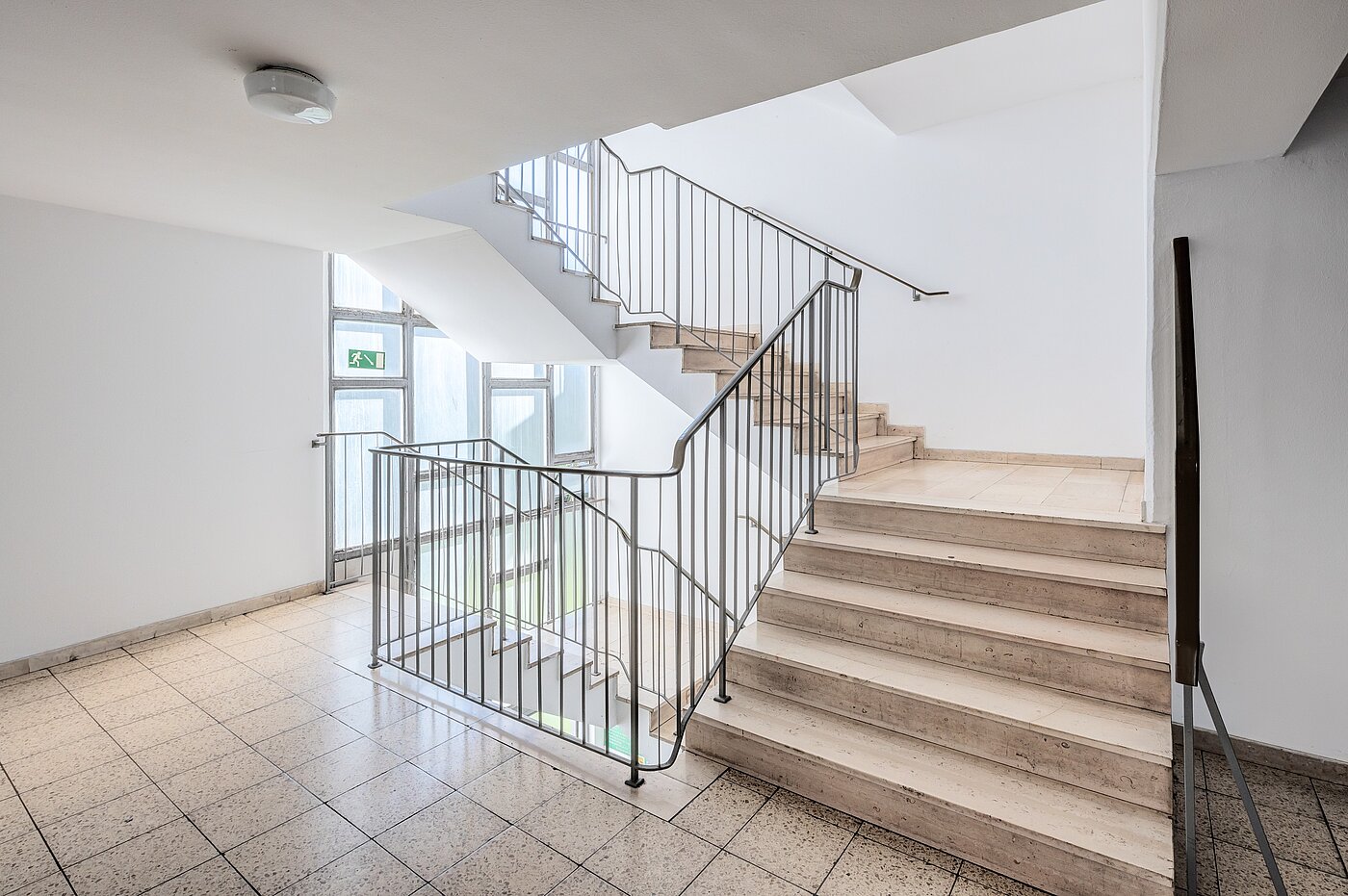 Apartment с 1 комнатная | München-Milbertshofen | 70286 | Treppenhaus