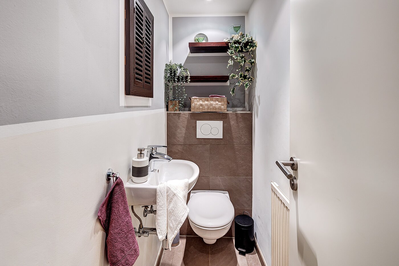 Угловой террасный дом с 6 комнатами | Germering | 70033 | Gästetoilette
