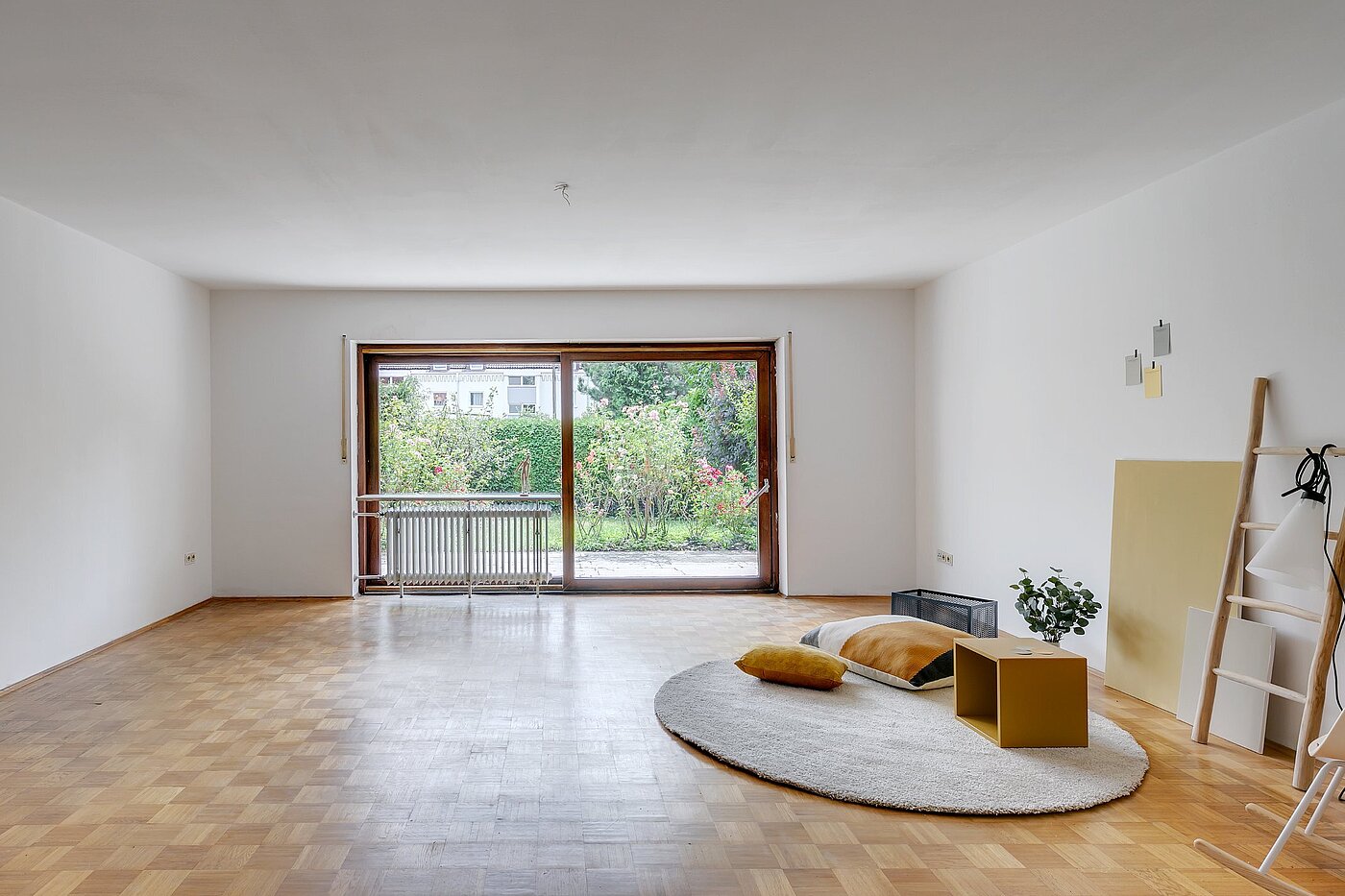 Таун-хаус с 5 комнатами | München-Obermenzing | 1907ML6 | Sonniges Wohnzimmer