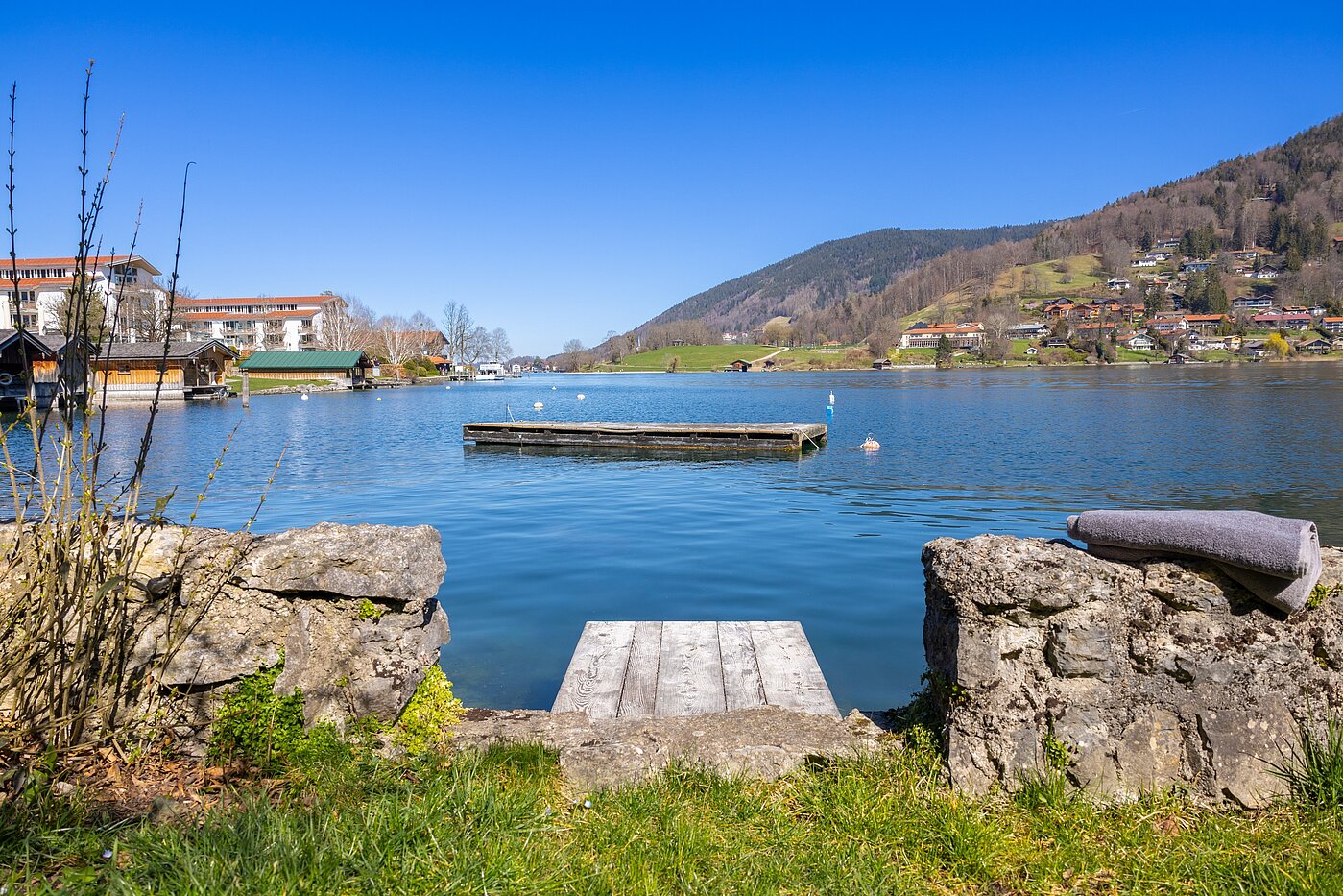 Mehrfamilienhaus с 11 комнатами | Rottach-Egern | 70215 | mit eigenem Bootssteg