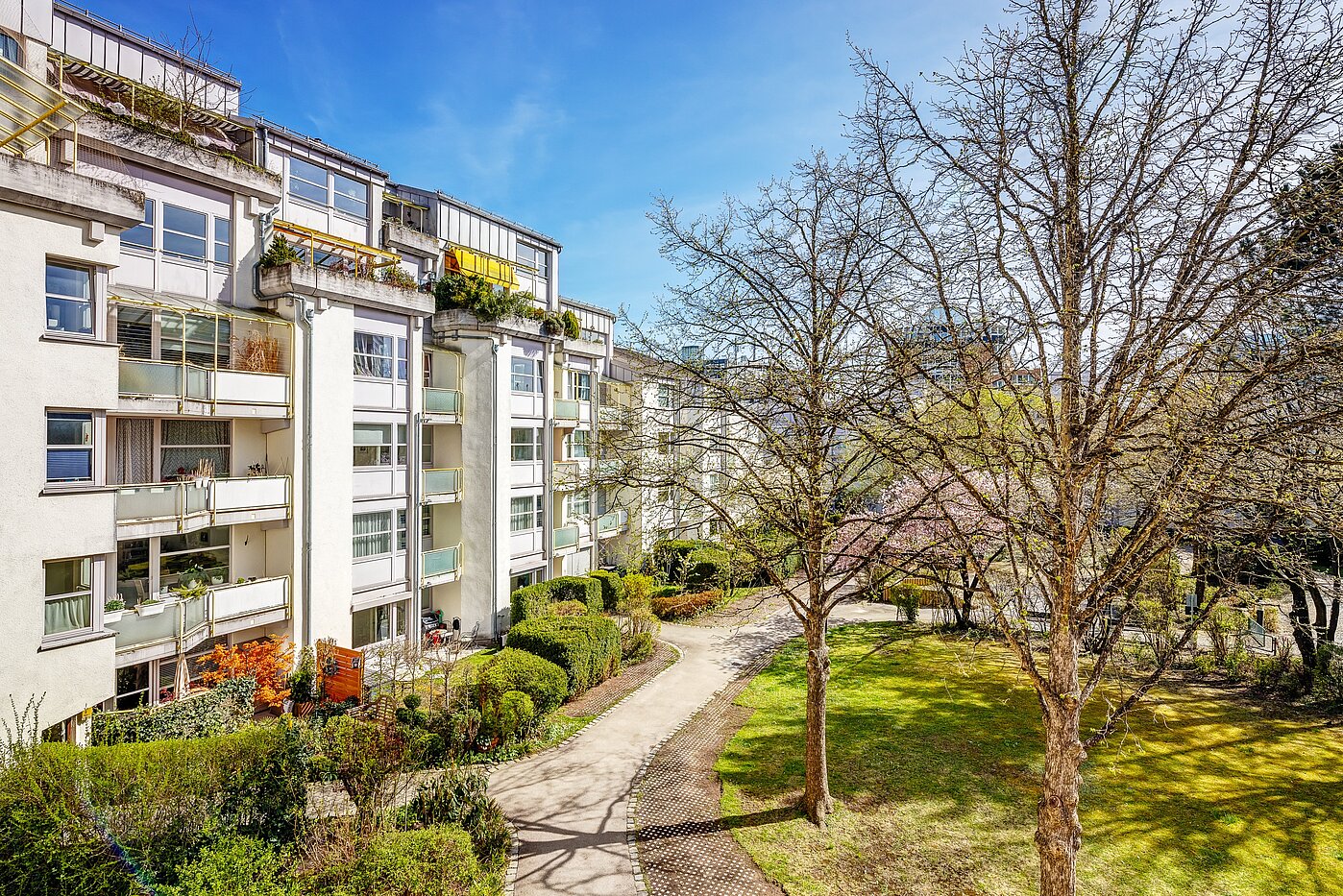 Квартира в многоэтажно доме с 1.5 комнатами | München-Bogenhausen | 2203ML2 | ...mit Blick in den...
