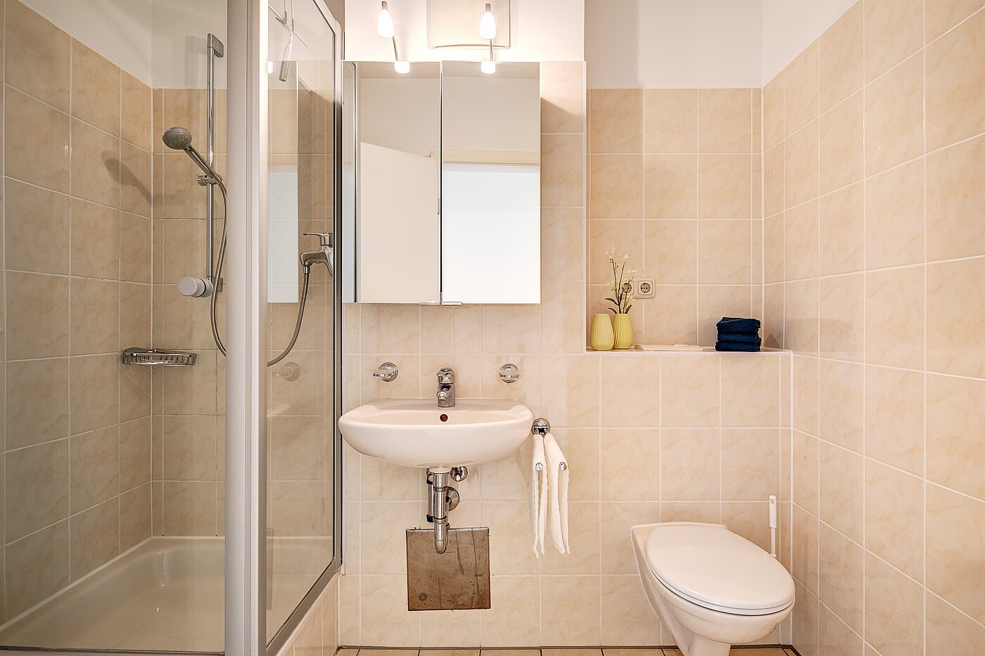 Квартира в многоэтажно доме с 4 комнатами | 1709ML3 | Duschbad mit Gäste-WC