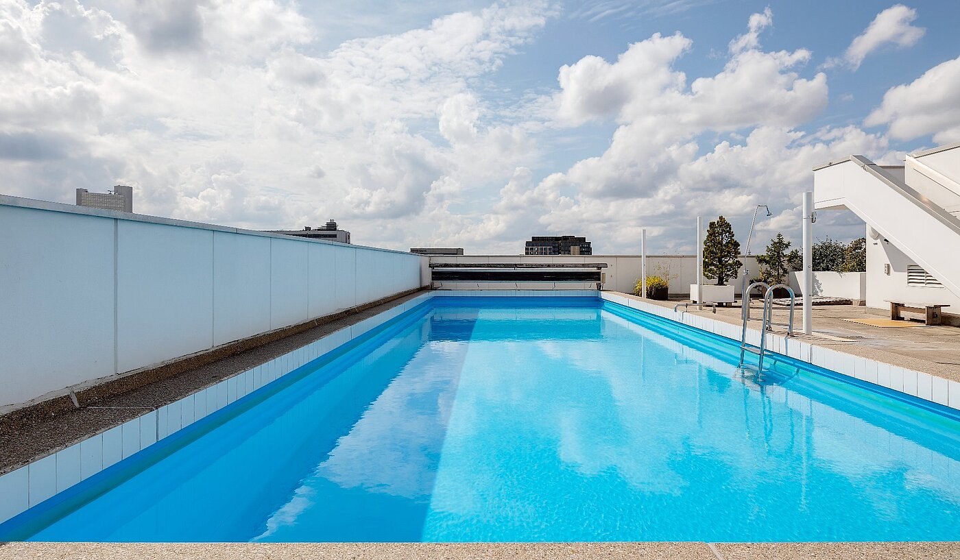 Квартира в многоэтажно доме с 1 комнатная | München-Bogenhausen | 2103ML6 | Lädt zum Schwimmen...