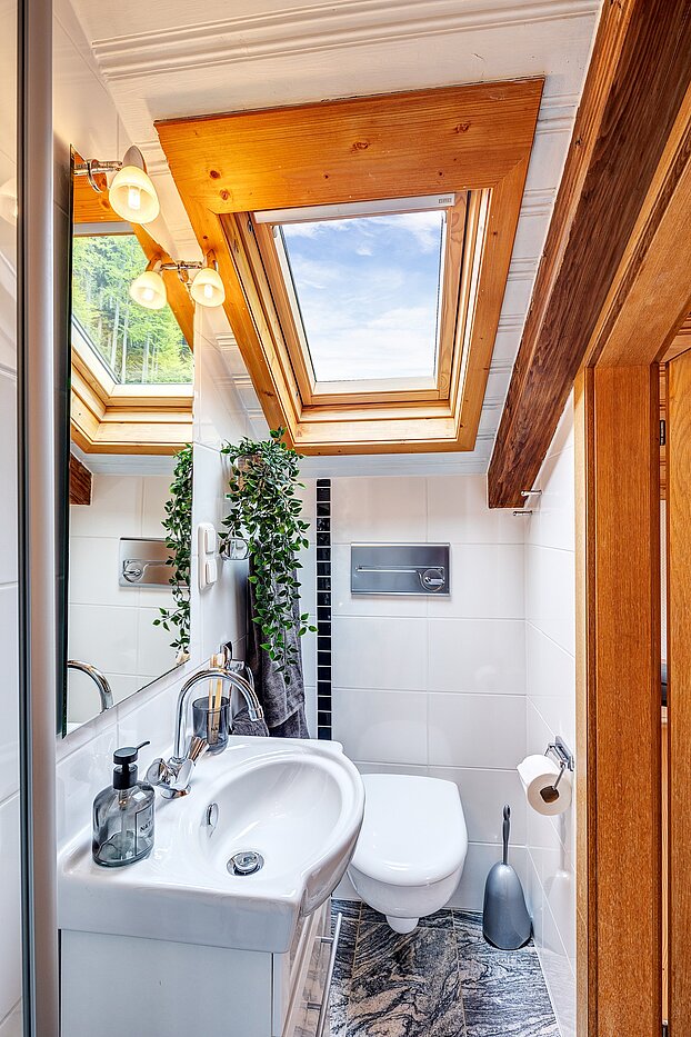 Мансардная квартира с 2 комнатами | Bad Wiessee | 70017 | Badezimmer