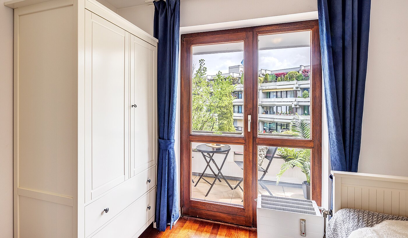 Квартира в многоэтажно доме с 3 комнатами | München-Schwabing | 2202ML12 | ...und Zugang zum Balkon