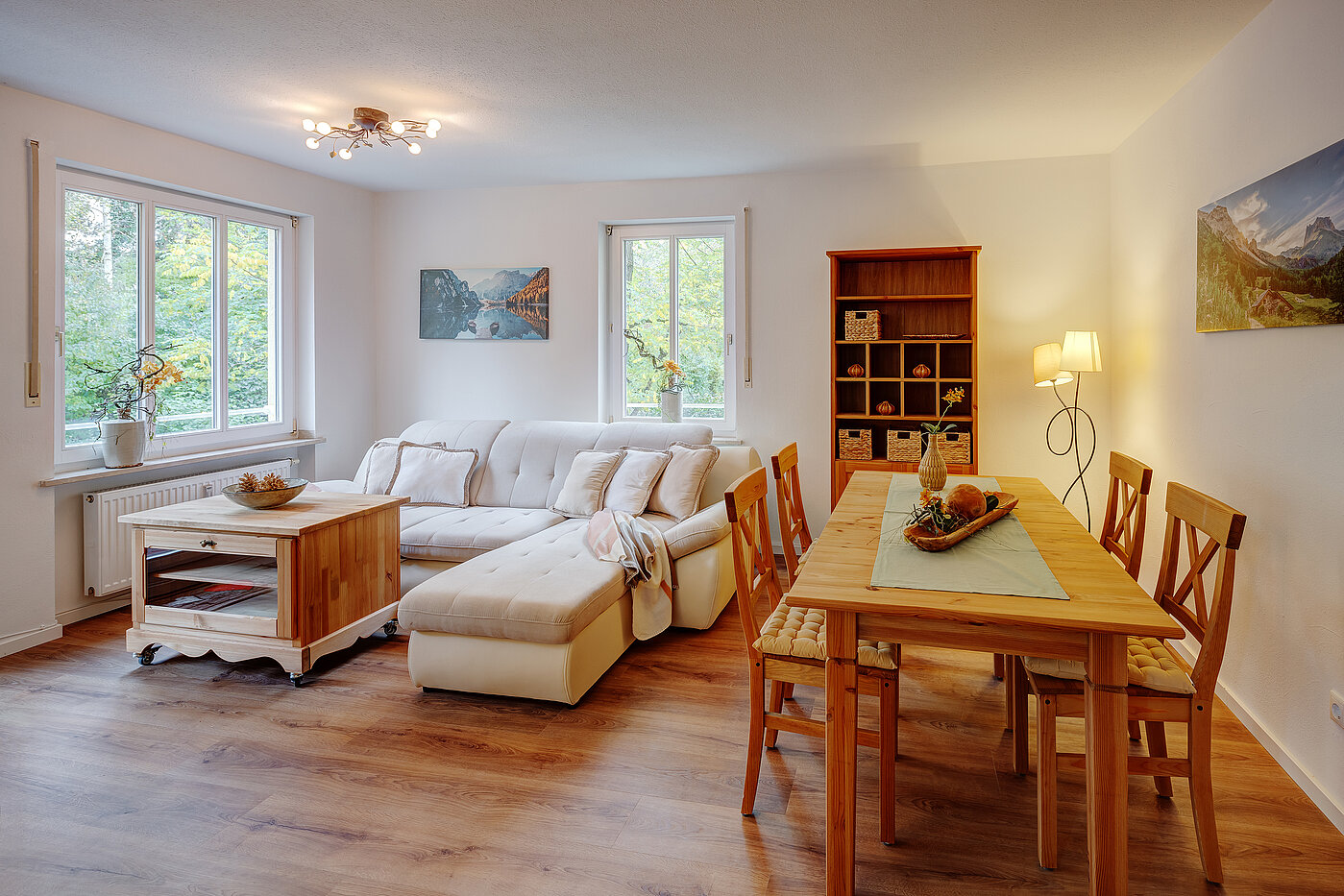 Квартира в многоэтажно доме с 2 комнатами | Erding | 70431 | Wohn- und Essbereich