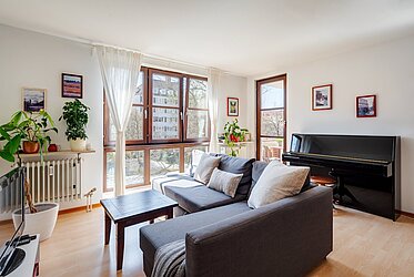 Neuhausen: Charmante 2-Zimmer-Wohnung
