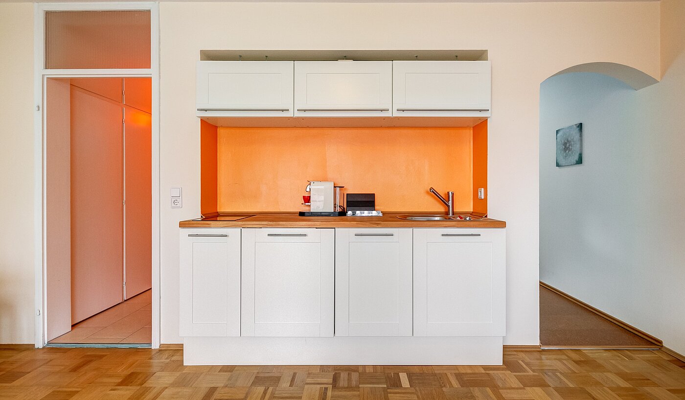 Квартира в многоэтажно доме с 1.5 комнатами | München-Milbertshofen | 701281 | Küchenzeile