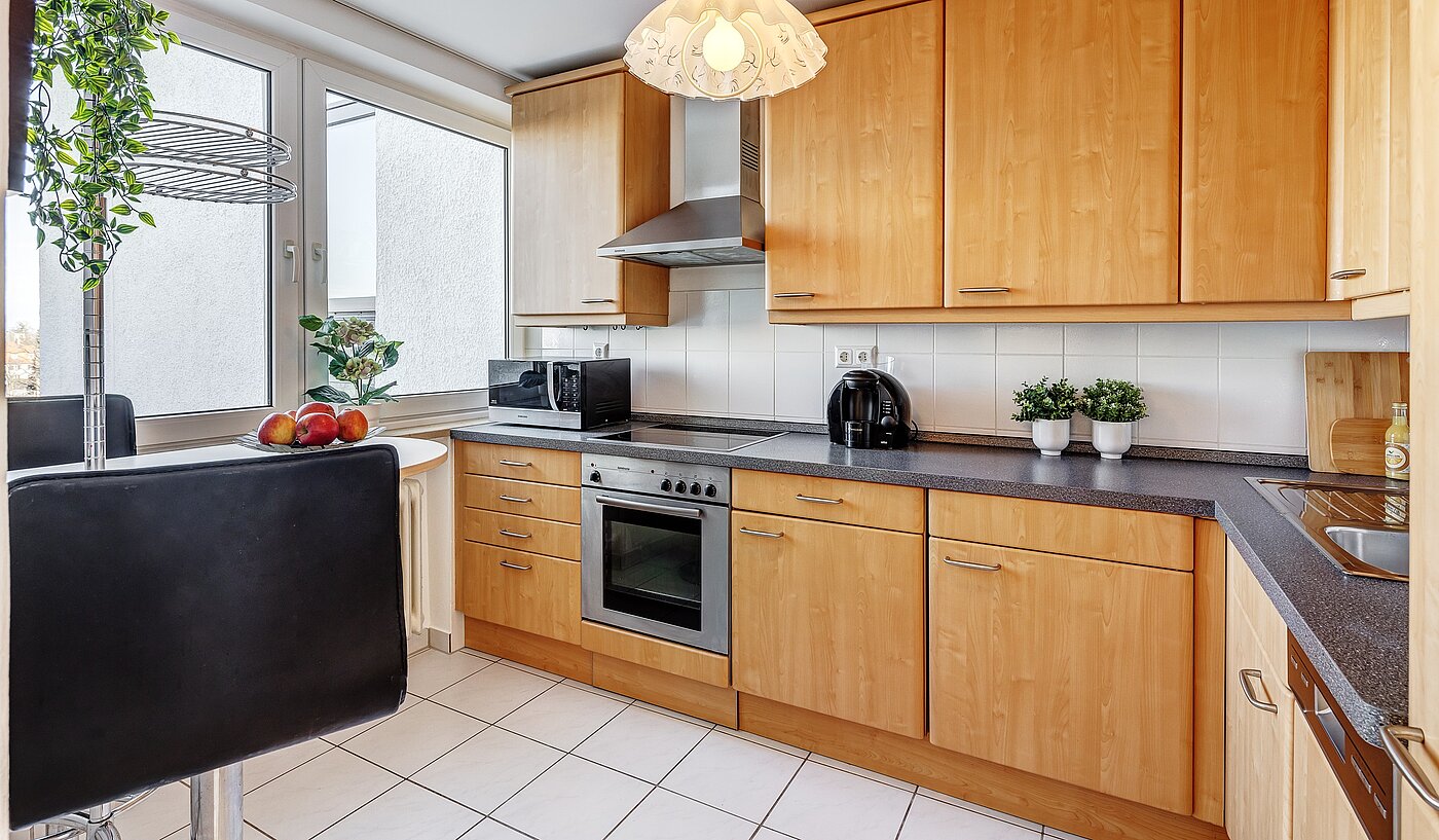 Квартира в многоэтажно доме с 3.5 комнатами | Haar | 2201ML5 | Zeitlose Einbauküche