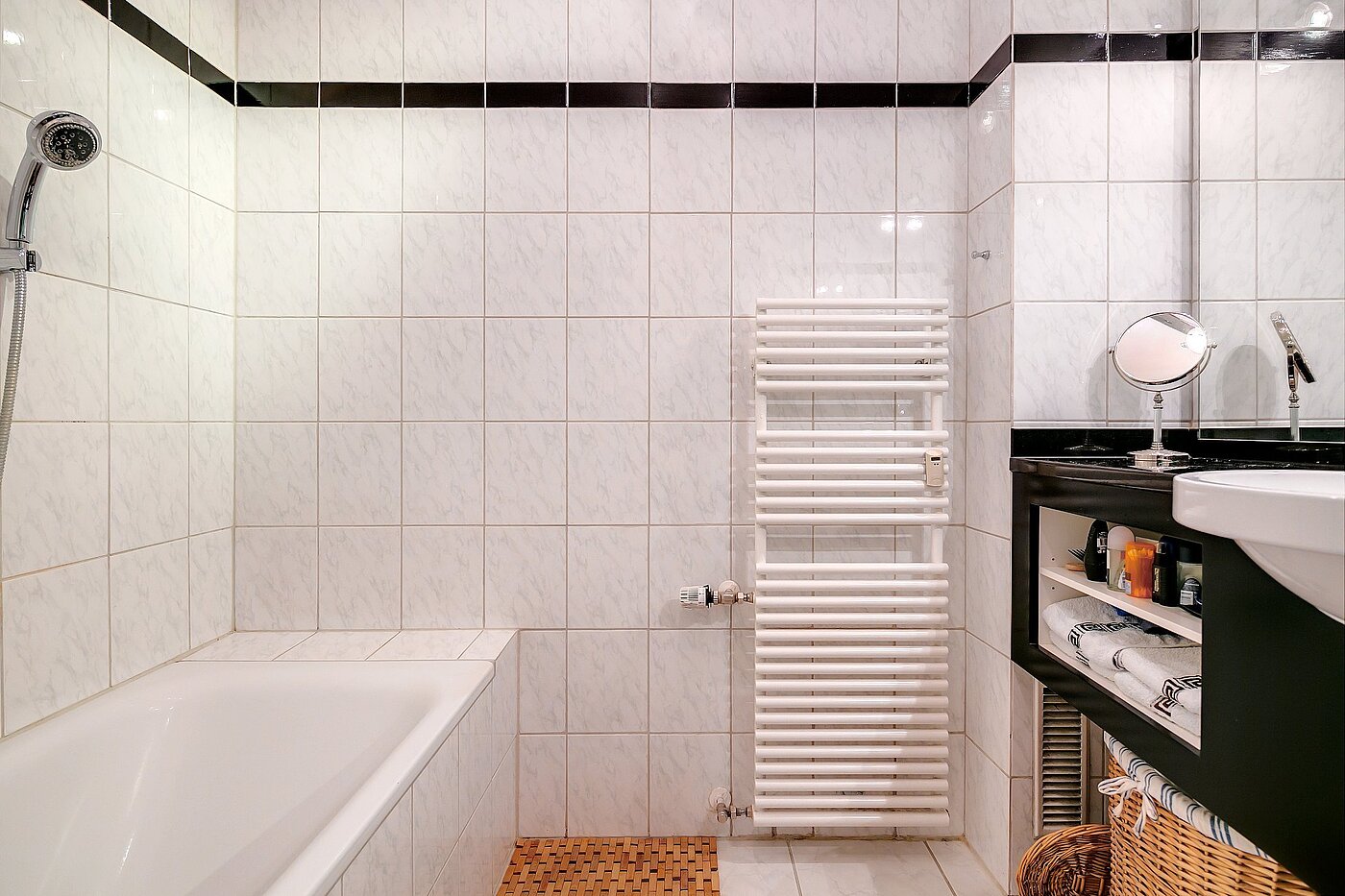 Квартира в многоэтажно доме с 2 комнатами | München-Schwabing | 2004ML1 | Badezimmer