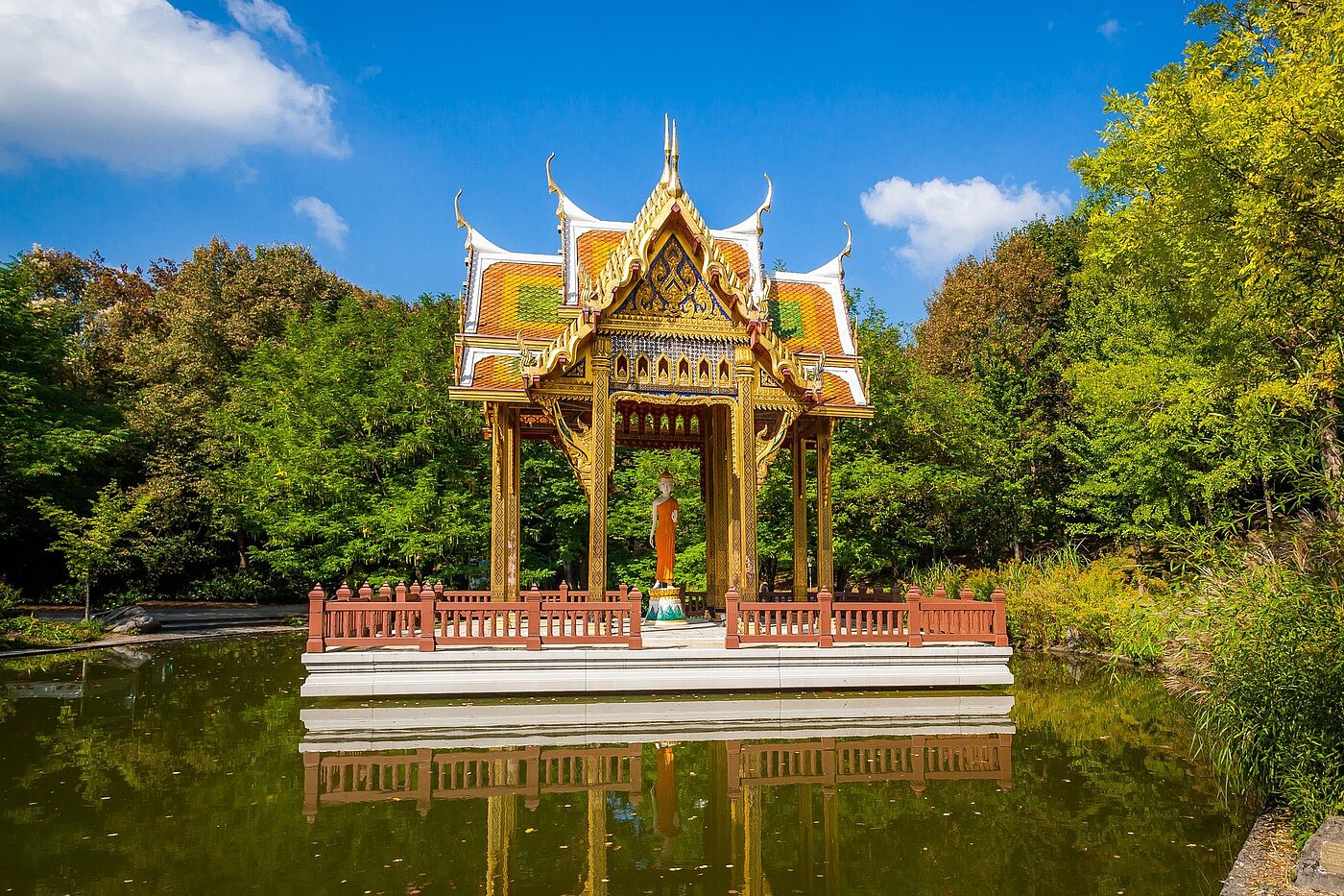 Высокий первый этаж с 2 комнатами | München-Sendling-Westpark | 2001ML1 | Am Westpark