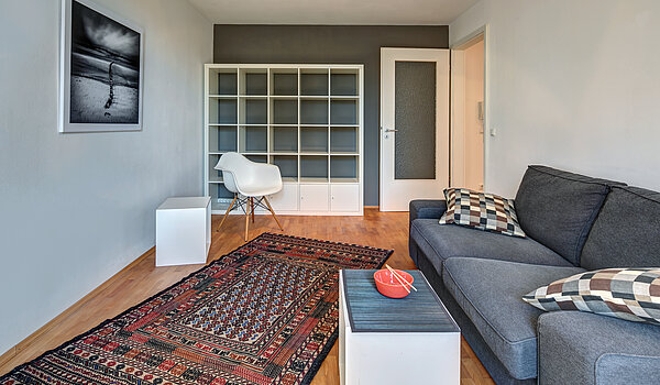 Квартира в многоэтажно доме с 2 комнатами | München-Neuhausen | 70440 | Wohnzimmer