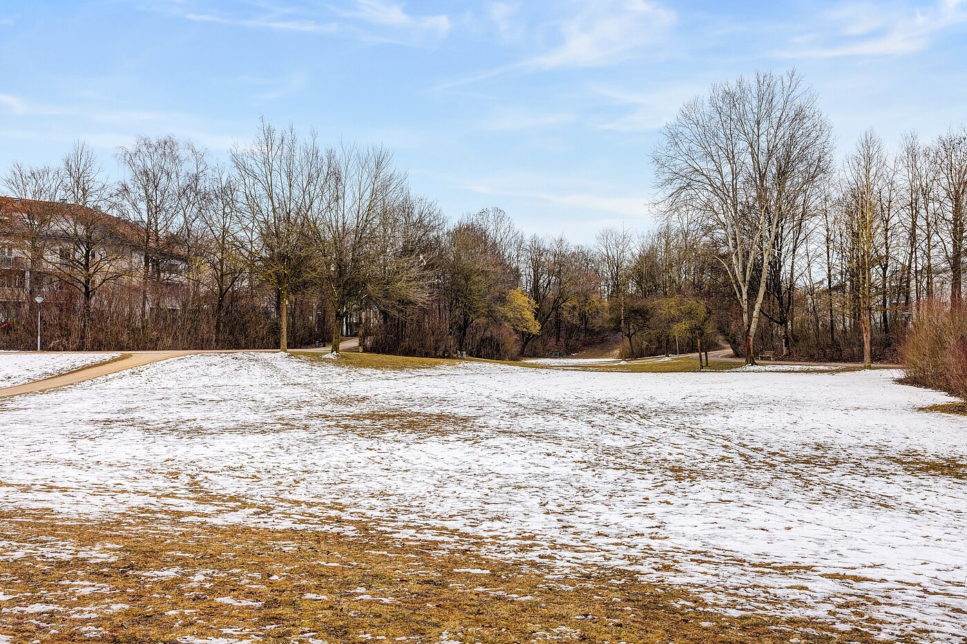 Квартира в многоэтажно доме с 2 комнатами | Poing | 70373 | Direkt nebenan