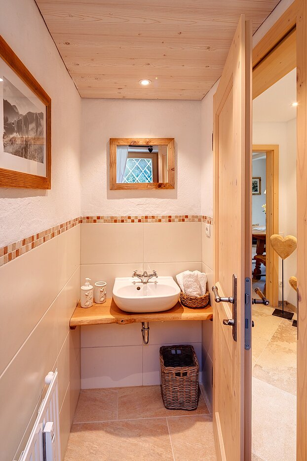 Плоский с 2.5 комнатами | Kreuth | 701351 | Gäste WC