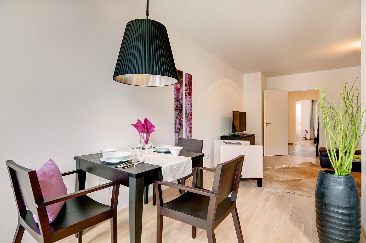 Квартира в многоэтажно доме с 2 комнатами | München-Maxvorstadt | 70023 | ...Essen