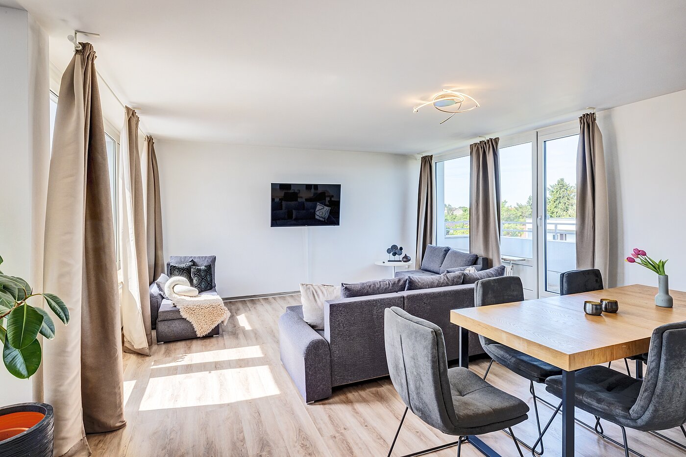 Terrassenwohnung с 3.5 комнатами | München-Berg am Laim | 123456 | ...
