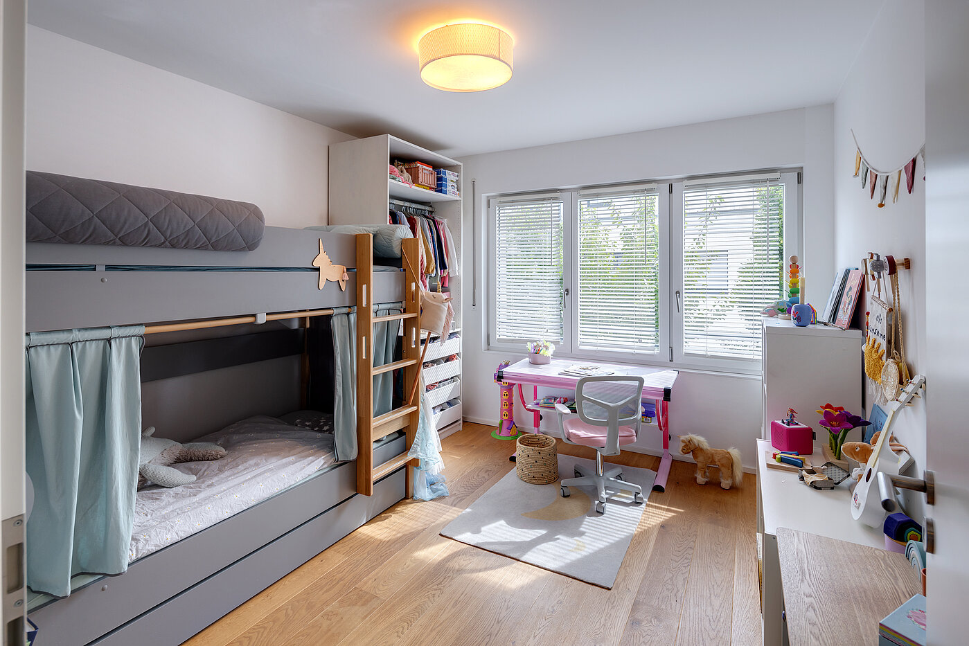 Половина двухквартирного жилого дома с 5 комнатами | München-Aubing | 70162 | ...mit viel Lichteinfall