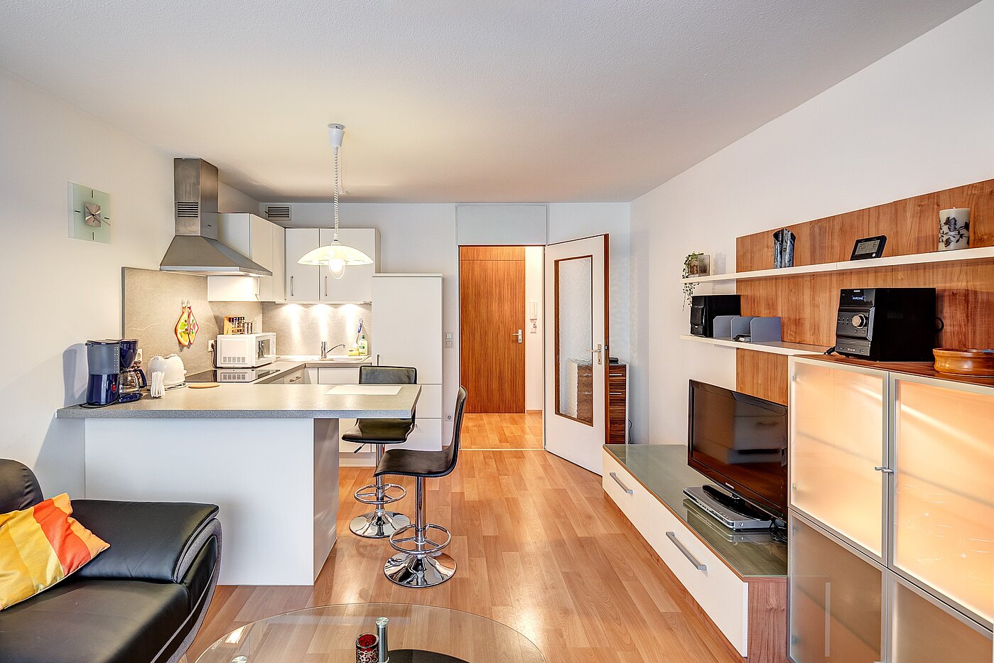 Квартира в многоэтажно доме с 1 комнатная | München-Berg am Laim | 2207ML6 | ...und integriertem Kochbereich