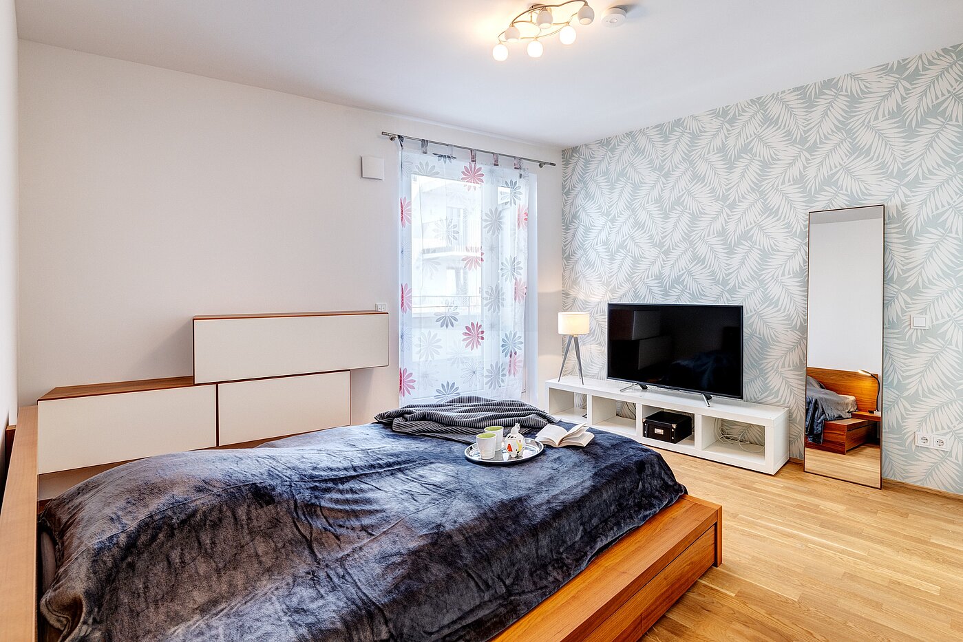 Квартира в многоэтажно доме с 2 комнатами | Freising | 70156 | ...Zugang zur Dachterrasse