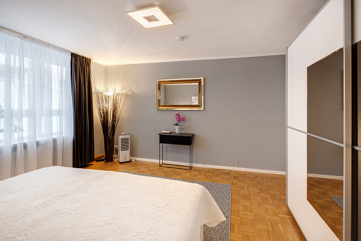 Плоский с 2 комнатами | 70219 | ...und zusätzlichen Stellflächen