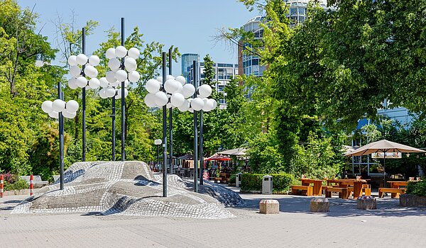 Квартира в многоэтажно доме с 3 комнатами | München-Bogenhausen | 70261 | Arabellapark