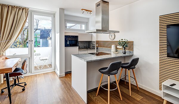 Apartment с 1 комнатная | München-Milbertshofen | 70183 | ...und Barhockern