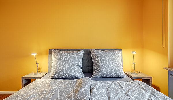 Квартира в многоэтажно доме с 2 комнатами | München-Bogenhausen | 70287 | Schlafzimmer...