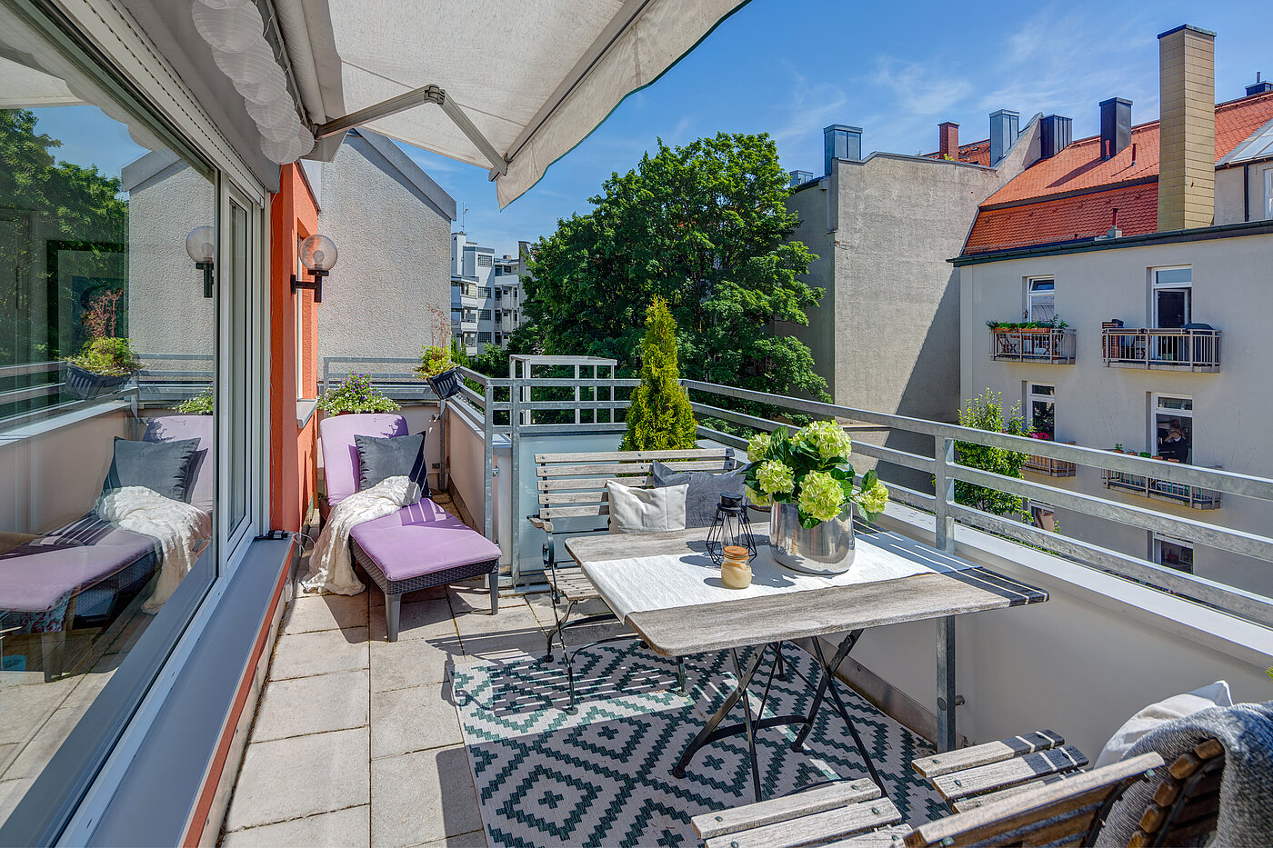 Квартира в многоэтажно доме с 1 комнатная | München-Schwabing | 70449 | Südterrasse mit Markise