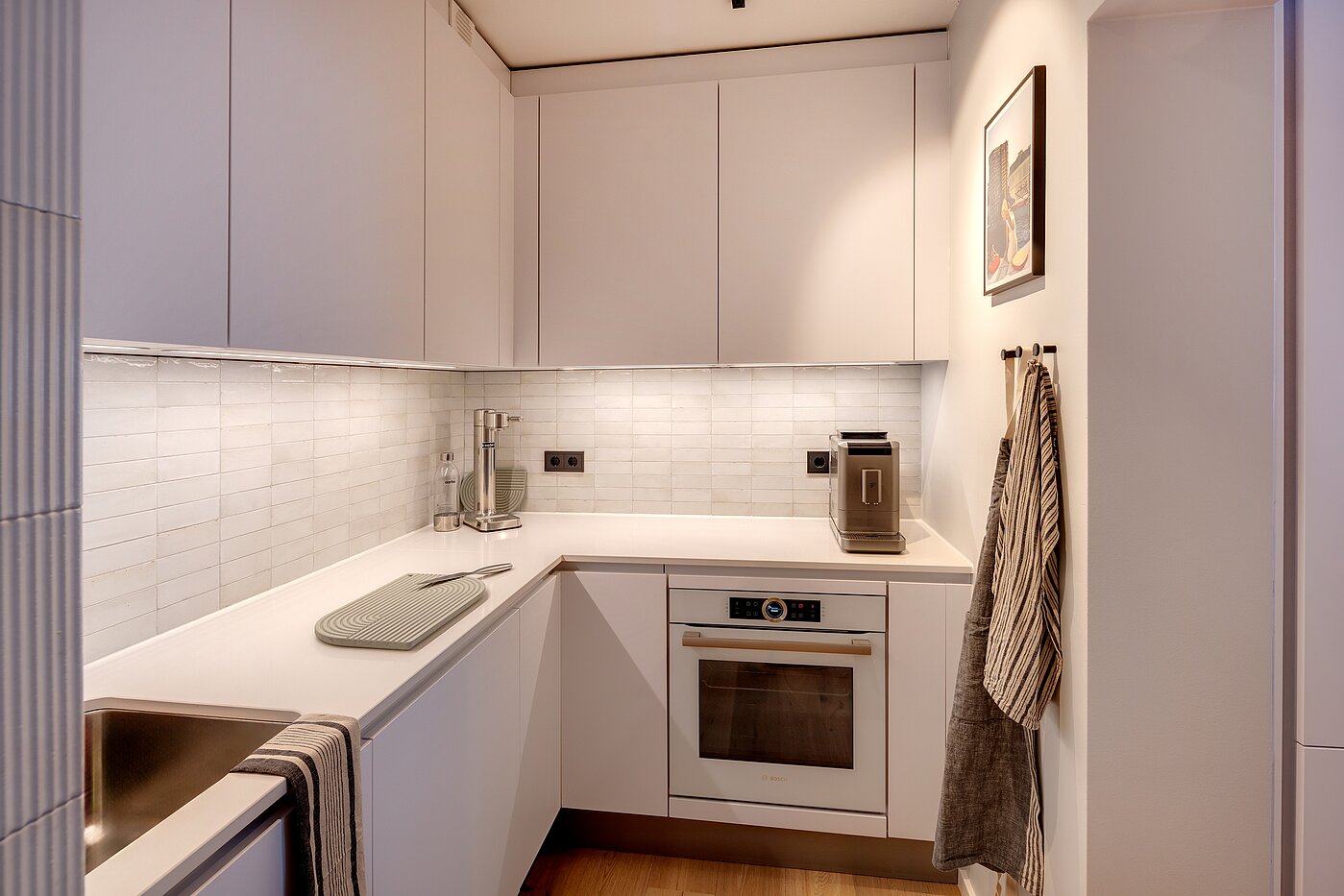 Квартира в многоэтажно доме с 2 комнатами | München-Isarvorstadt | 70459 | Eckküche
