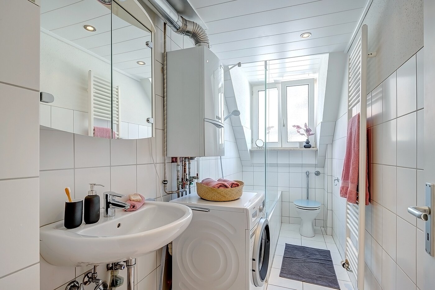 Квартира в многоэтажно доме с 1.5 комнатами | München-Schwabing | 70014 | ...Waschmaschine
