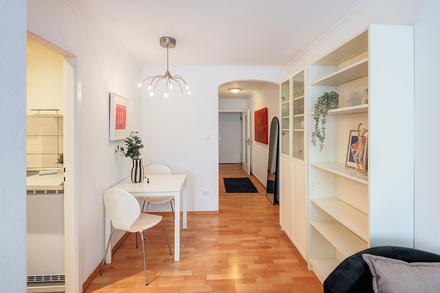 Квартира в многоэтажно доме с 2 комнатами | München-Maxvorstadt | 70390 | Blick in die Diele