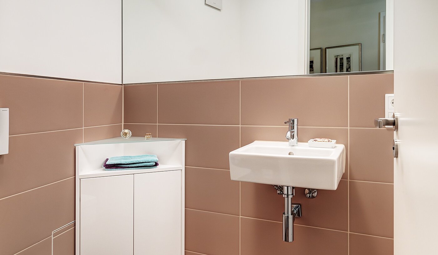 Квартира в многоэтажно доме с 3 комнатами | München-Schwabing | 1511ML1 | Gäste-WC