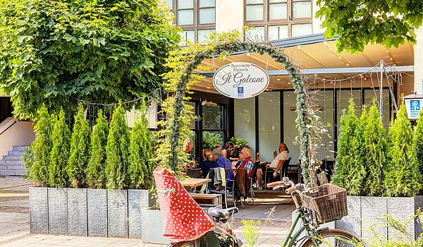 Квартира в многоэтажно доме с 5 комнатами | München-Neuhausen | 70140 | Alles...