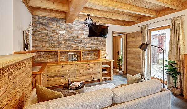 Квартира в многоэтажно доме с 6 комнатами | 70095 | ...mit gemütlichem Sofa...