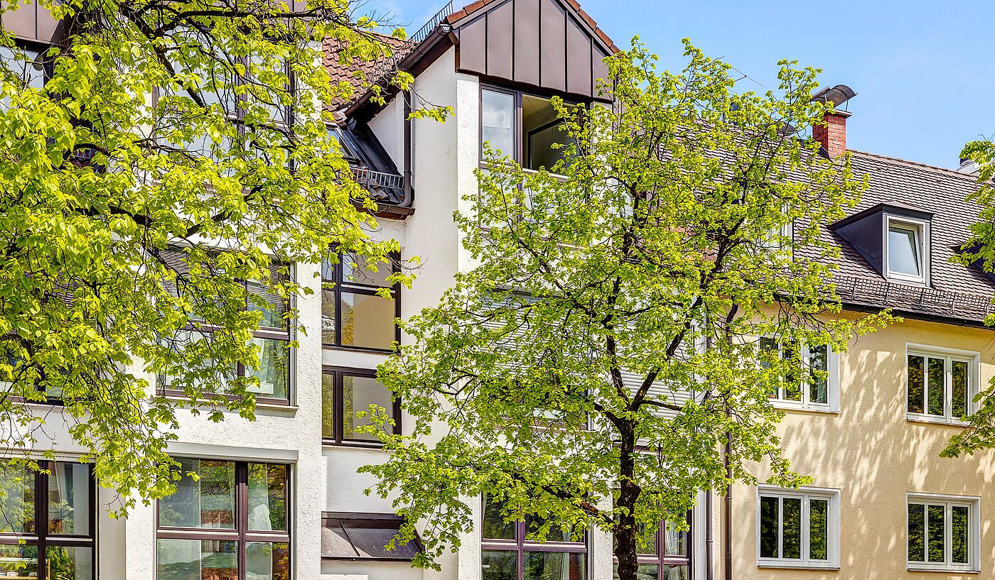 Квартира в многоэтажно доме с 3 комнатами | München-Schwabing | 2202ML12 | Frontansicht