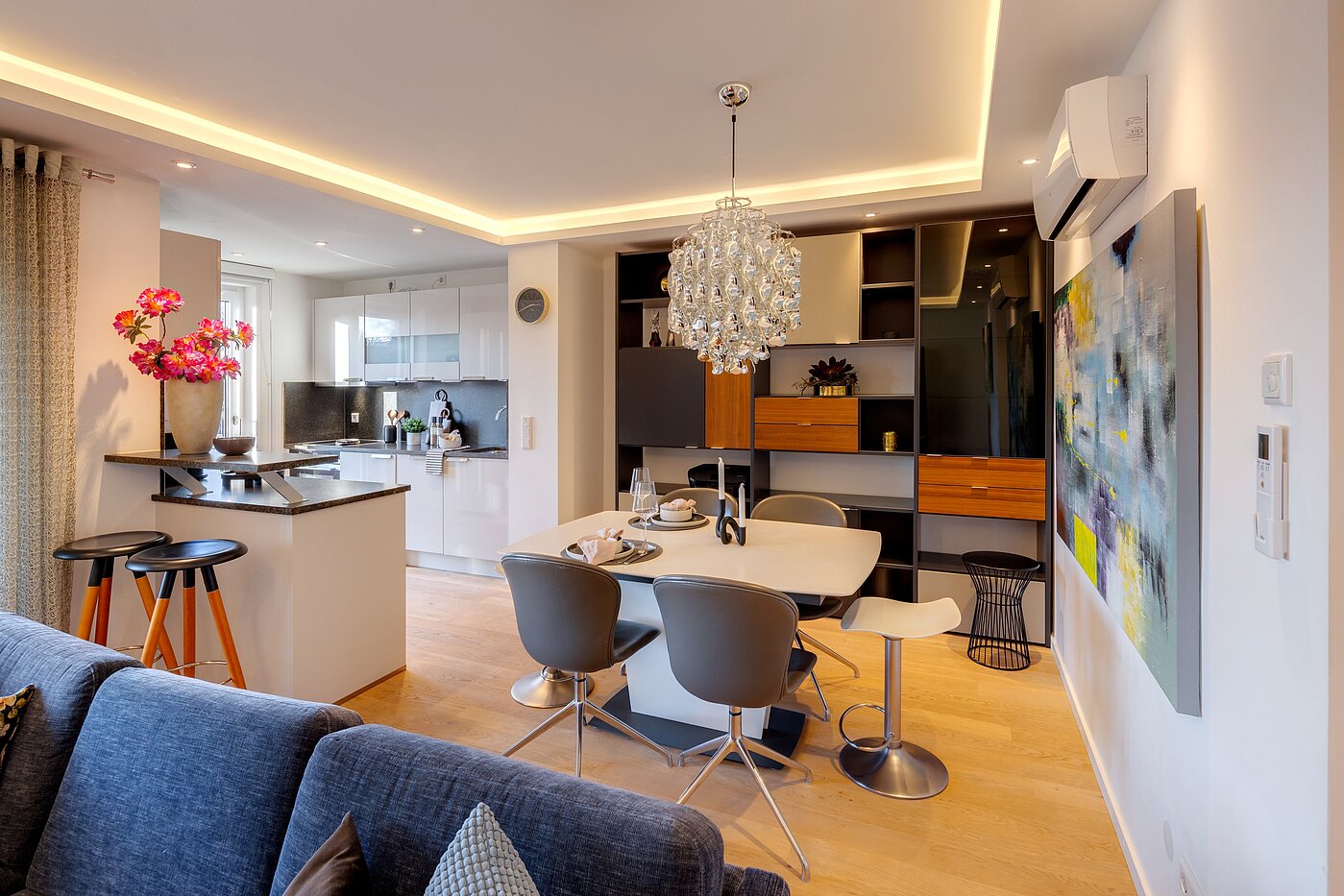 Квартира в многоэтажно доме с 4 комнатами | München-Bogenhausen | 70380 | ... mit Essbereich