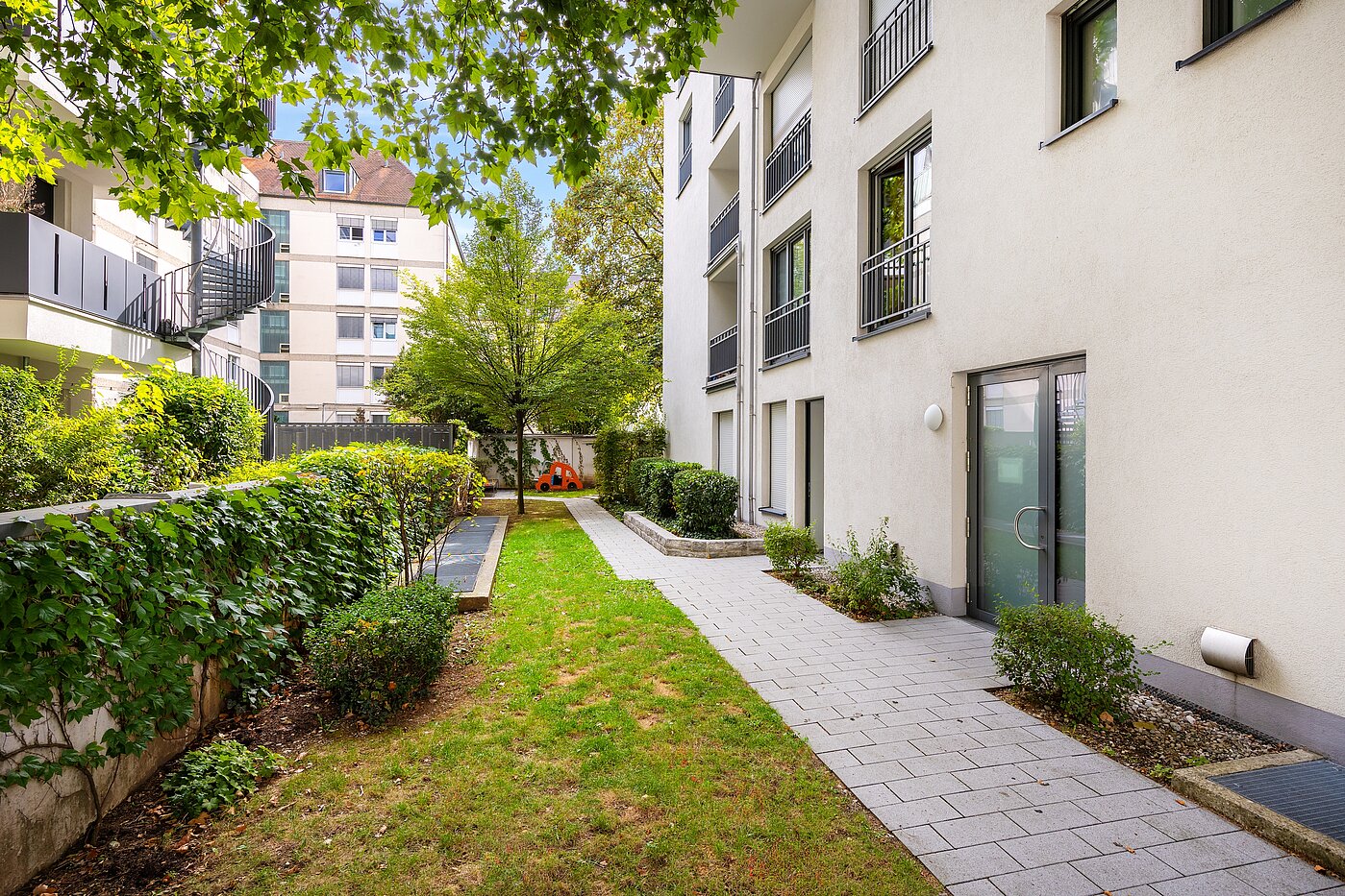 Квартира в многоэтажно доме с 3 комнатами | München-Ludwigsvorstadt | 70488 | Zugang zum...