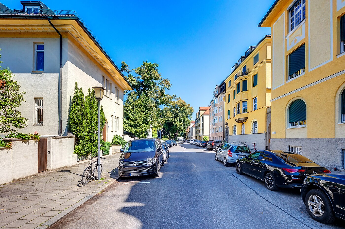 Квартира в многоэтажно доме с 1 комнатная | München-Bogenhausen | 70070 | Straßenansicht