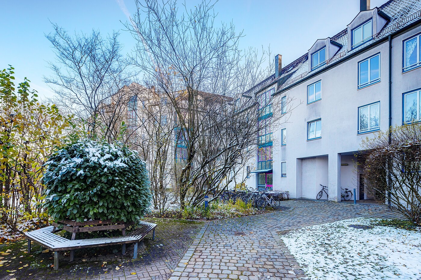 Квартира в многоэтажно доме с 3 комнатами | München-Bogenhausen | 70085 | Hausansicht