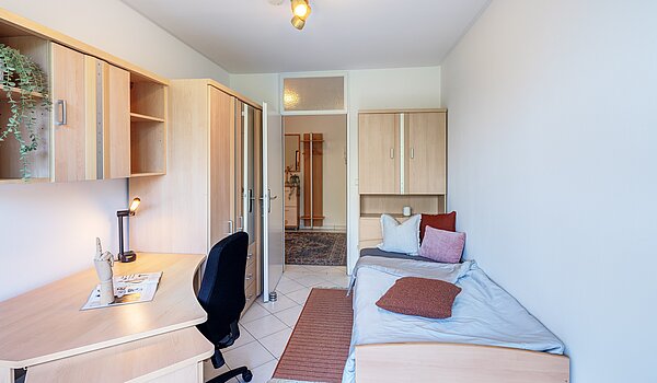 Квартира в многоэтажно доме с 3 комнатами | München-Bogenhausen | 70261 | oder Gästezimmer