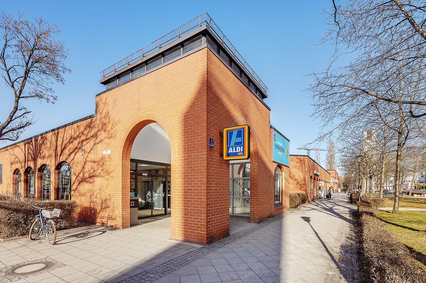 Квартира в многоэтажно доме с 1 комнатная | München-Perlach | 2102ML1 | Supermärkte und...