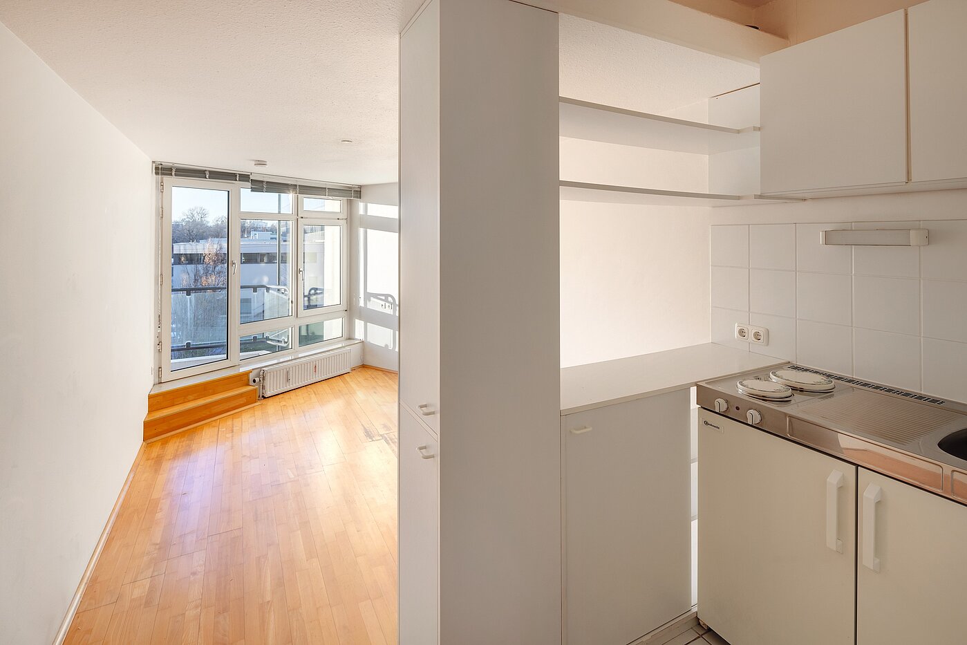 Квартира в многоэтажно доме с 1 комнатная | München-Maxvorstadt | 70087 | Wohnen und...