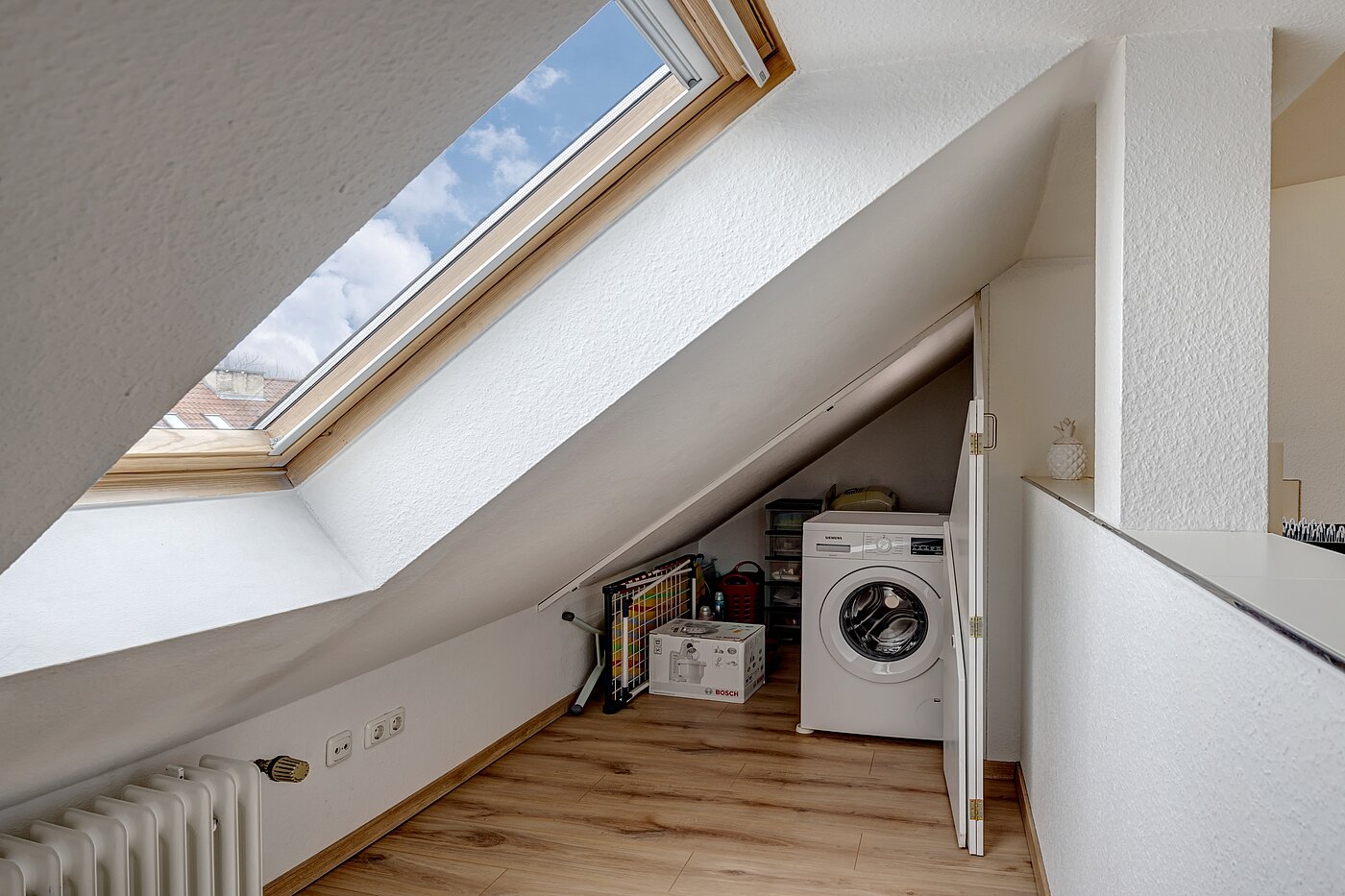 Мансардная квартира с 4.5 комнатами | München-Ludwigsvorstadt | 70461 | Wohnen / Essen