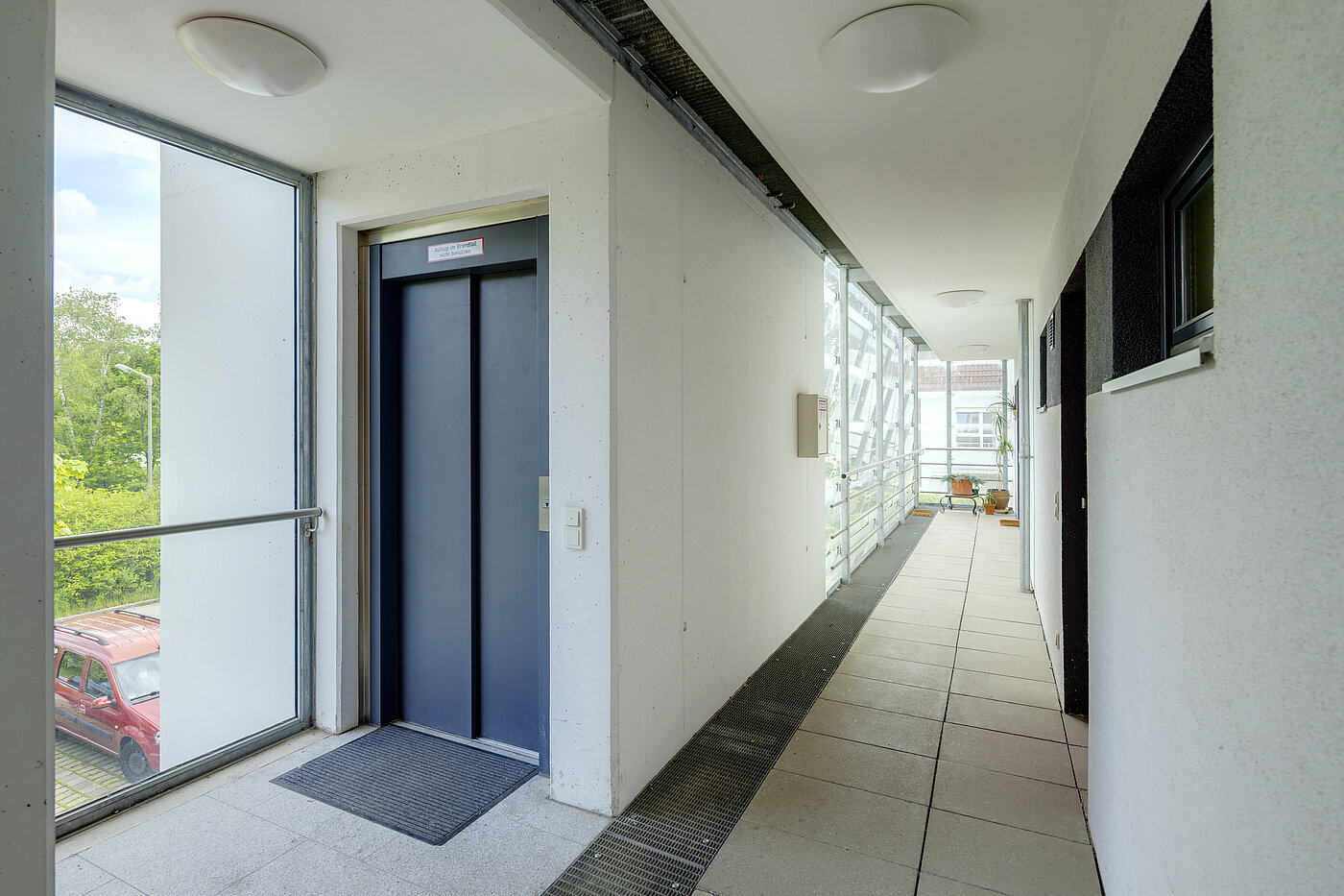 Квартира в многоэтажно доме с 2 комнатами | Haar | 70426 | Aufzug