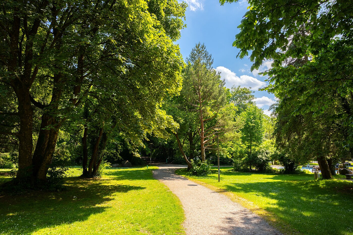Квартира в многоэтажно доме с 3 комнатами | München-Obergiesing | 70028 | ...viel Grün...