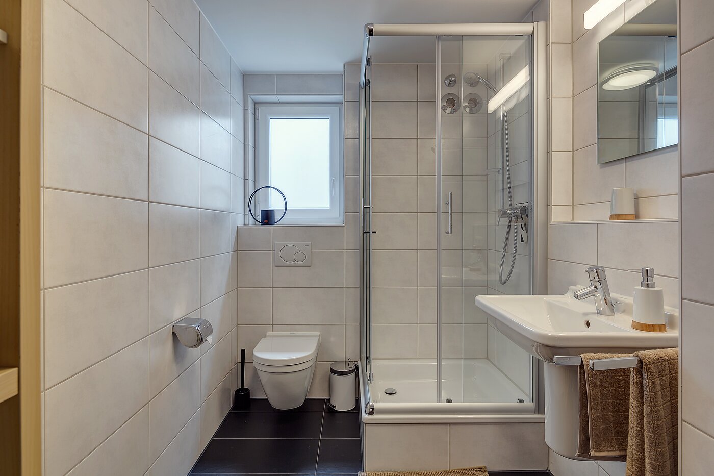 Квартира в многоэтажно доме с 4 комнатами | München-Forstenried | 2209ML6 | Duschbad